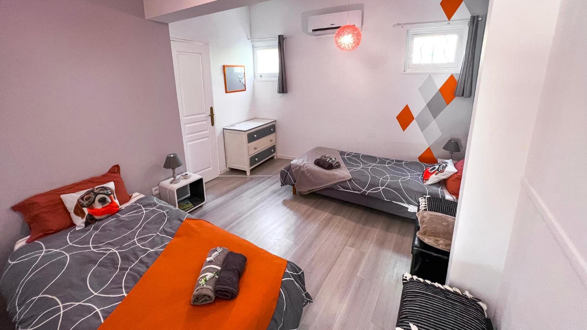 Reve D'Azur, 2 Chambres, Maison Julia En Bord De Mer A La Nartelle, Piscine Partagee, Parking & Terrasse Bbq, Wifi Et Draps Inclus Plage A Pied Sainte-Maxime Exterior foto