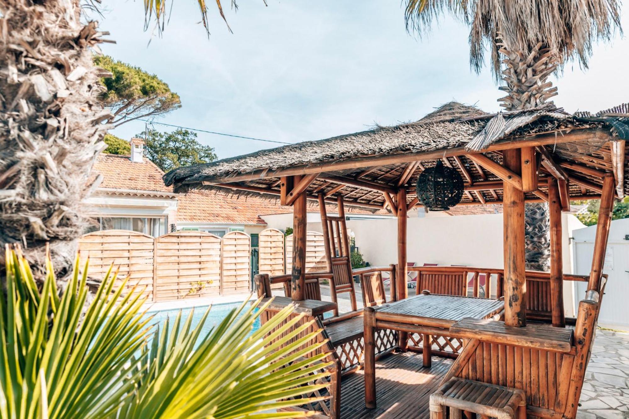 Reve D'Azur, 2 Chambres, Maison Julia En Bord De Mer A La Nartelle, Piscine Partagee, Parking & Terrasse Bbq, Wifi Et Draps Inclus Plage A Pied Sainte-Maxime Exterior foto
