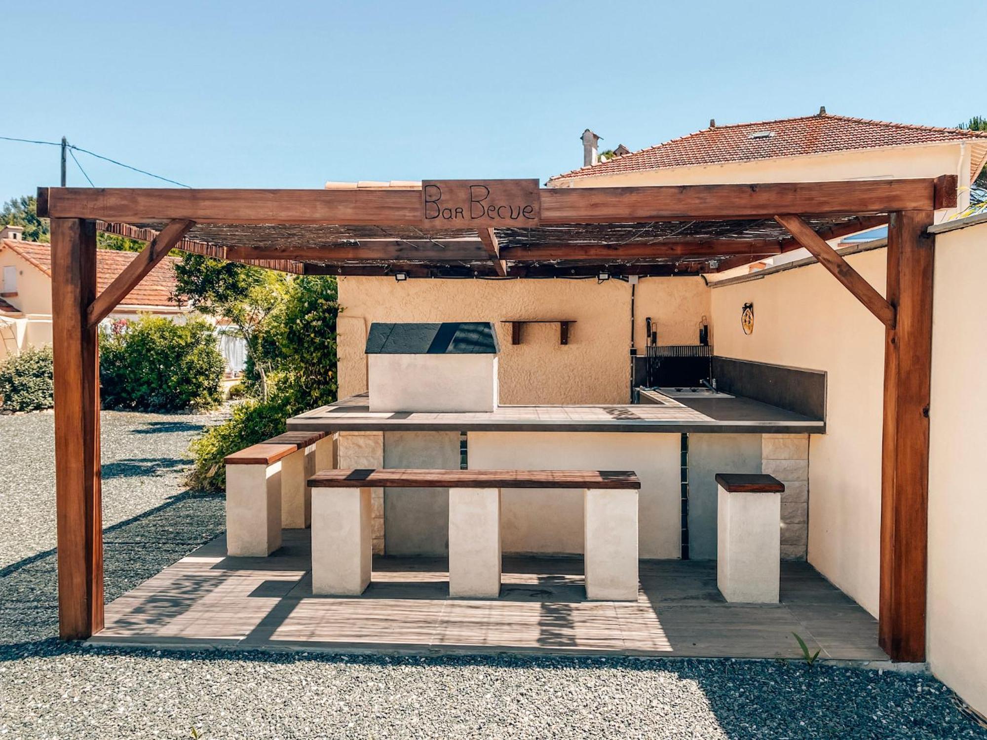 Reve D'Azur, 2 Chambres, Maison Julia En Bord De Mer A La Nartelle, Piscine Partagee, Parking & Terrasse Bbq, Wifi Et Draps Inclus Plage A Pied Sainte-Maxime Exterior foto